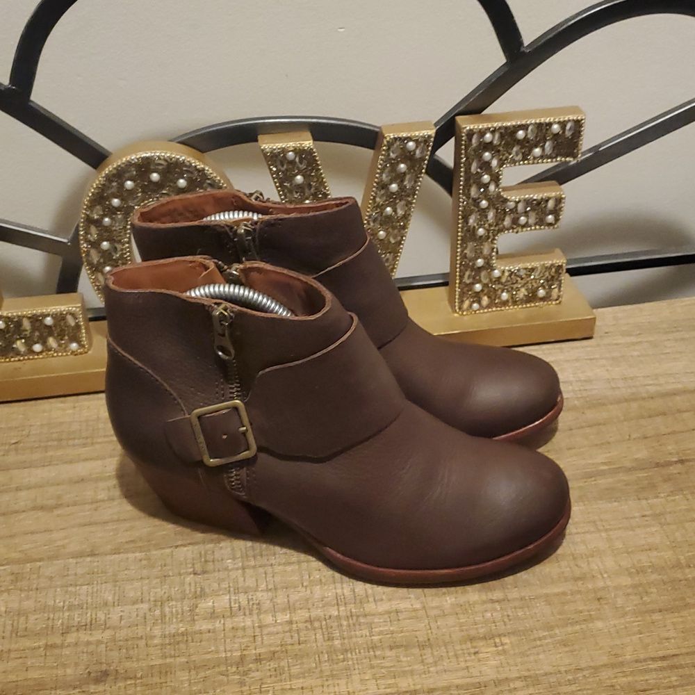 Kork-Ease Isa Dark Brown Leather Womens Side Zip Ankle Boots Sz 6 Boho Cabincore